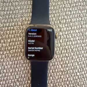 Apple Smartwatch in Dark Blue